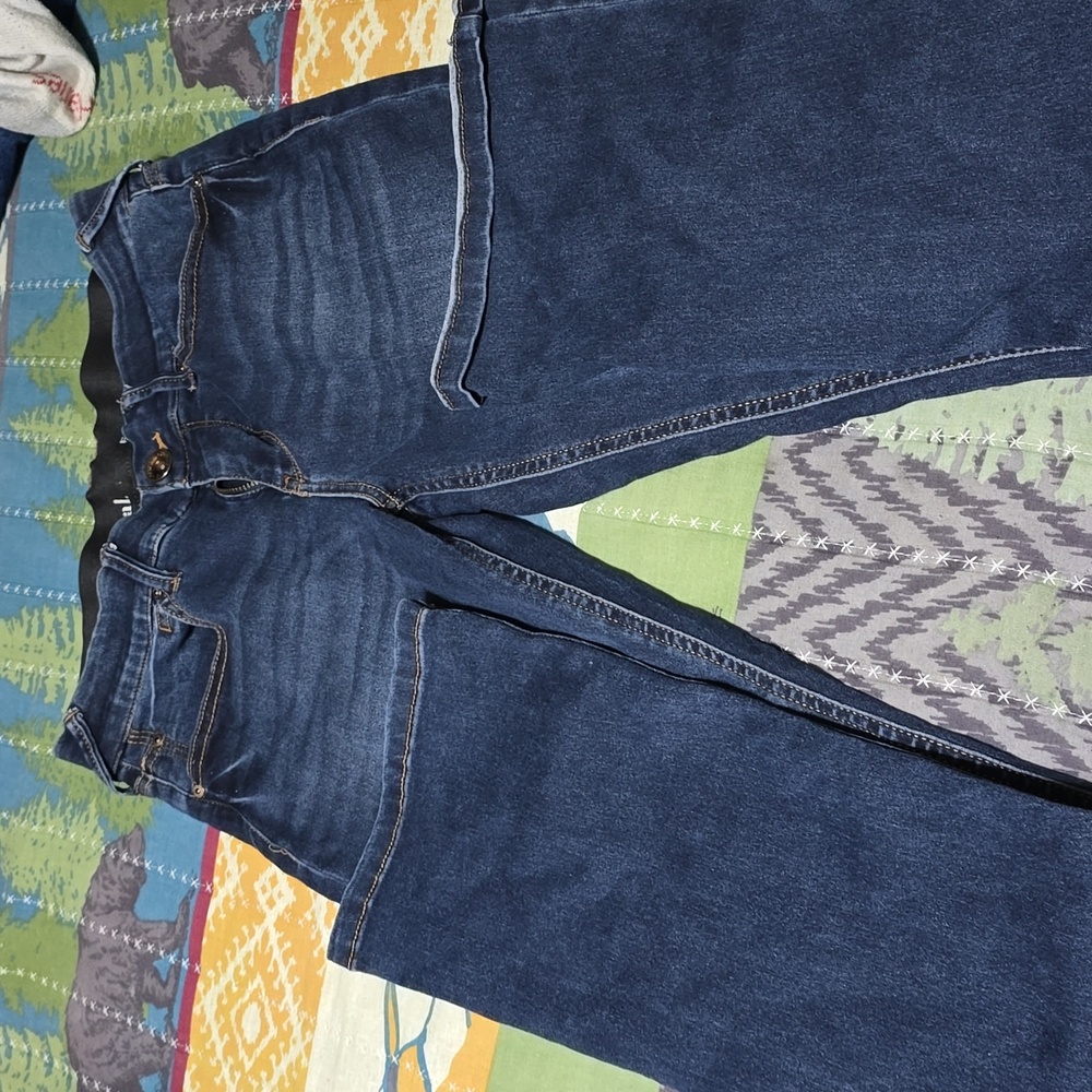 Ladies sz 4 dark denim jeans made by Natural Reflection